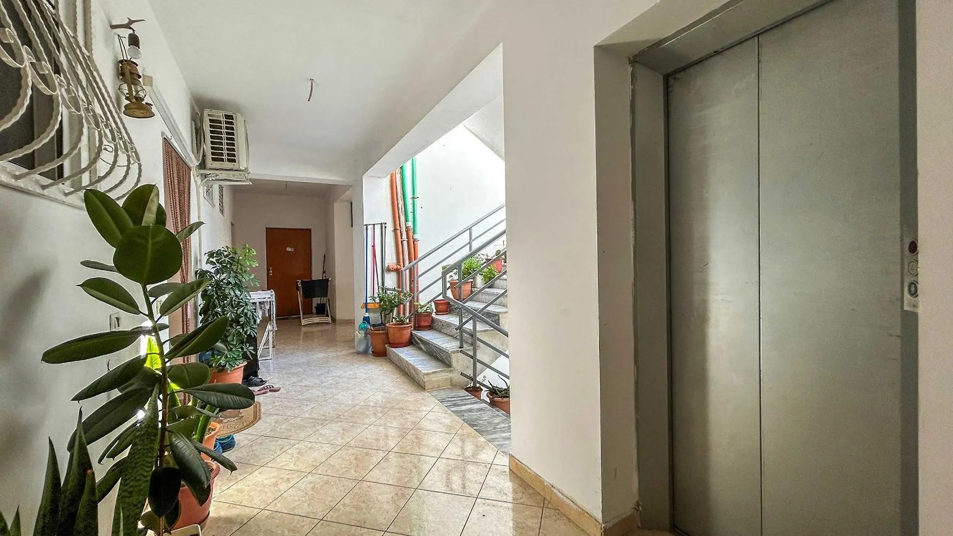 801 Vibes Apartment Durres