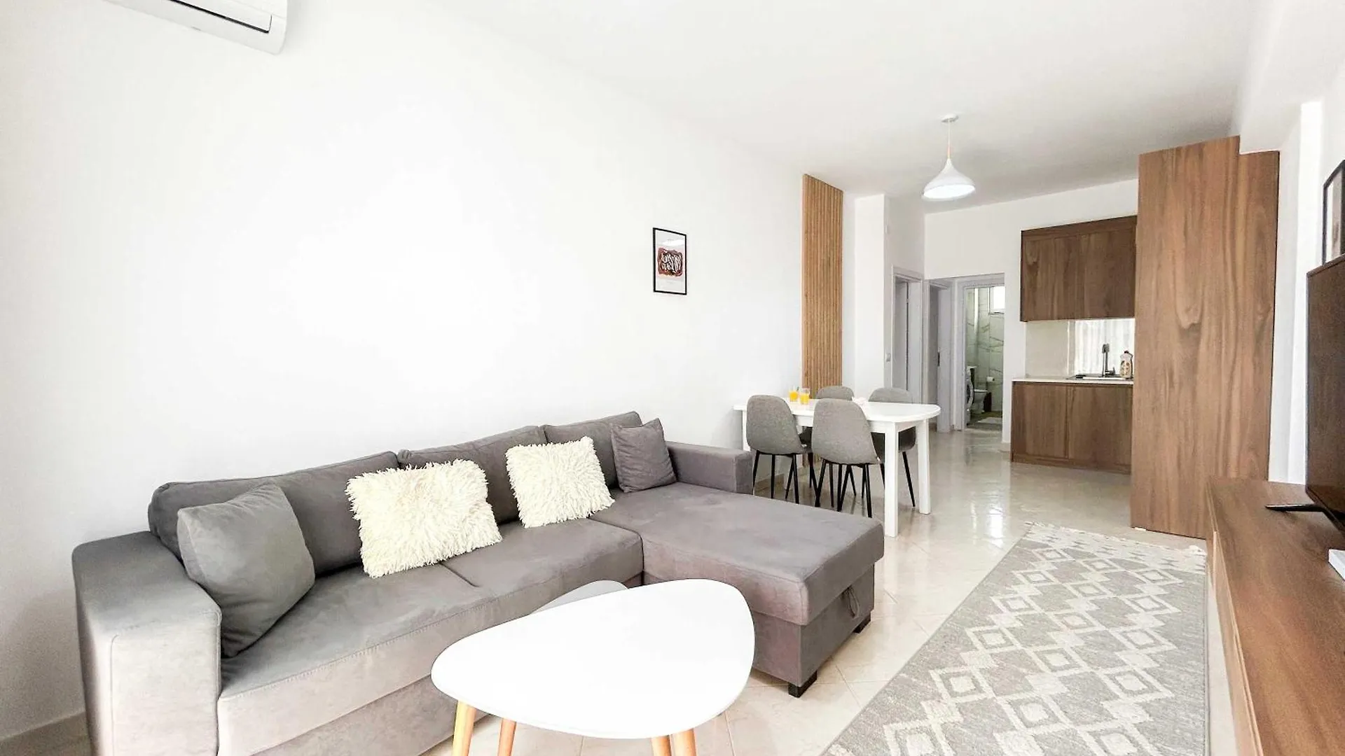 801 Vibes Apartment Durres 0*,