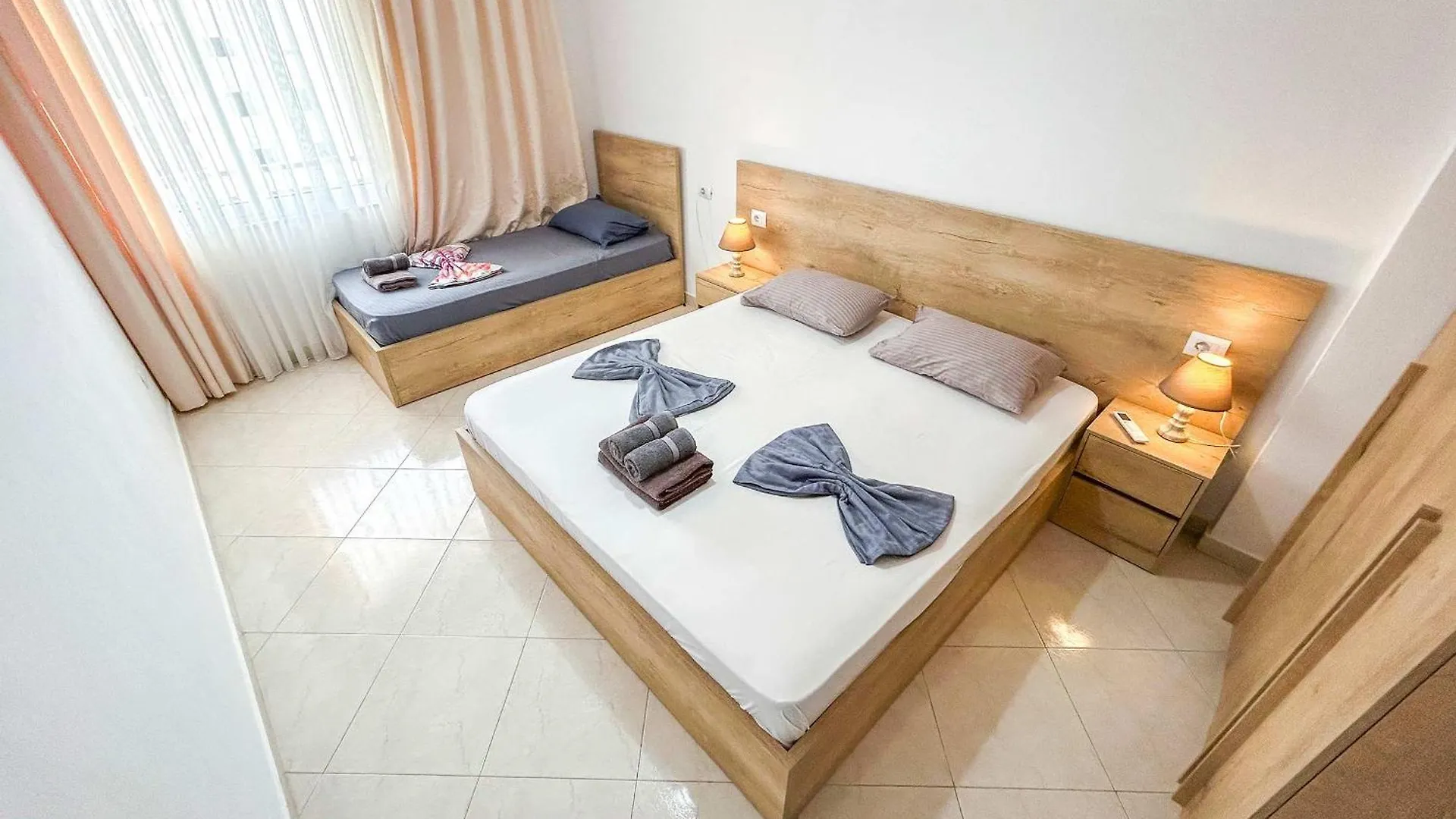 801 Vibes Apartment Durres